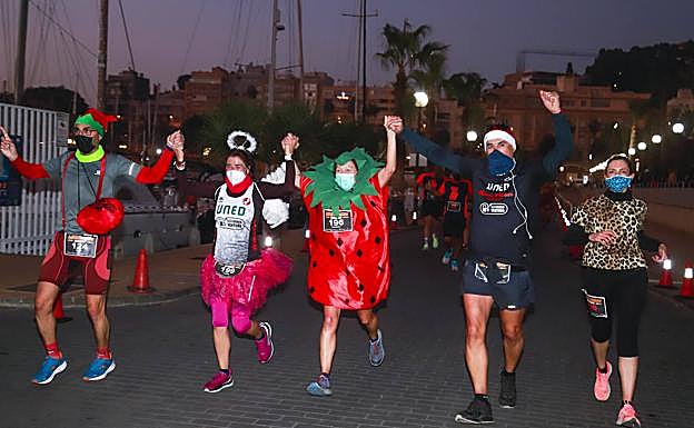 Galería. El ambiente en la San Silvestre de Cartagena, en imágenes.