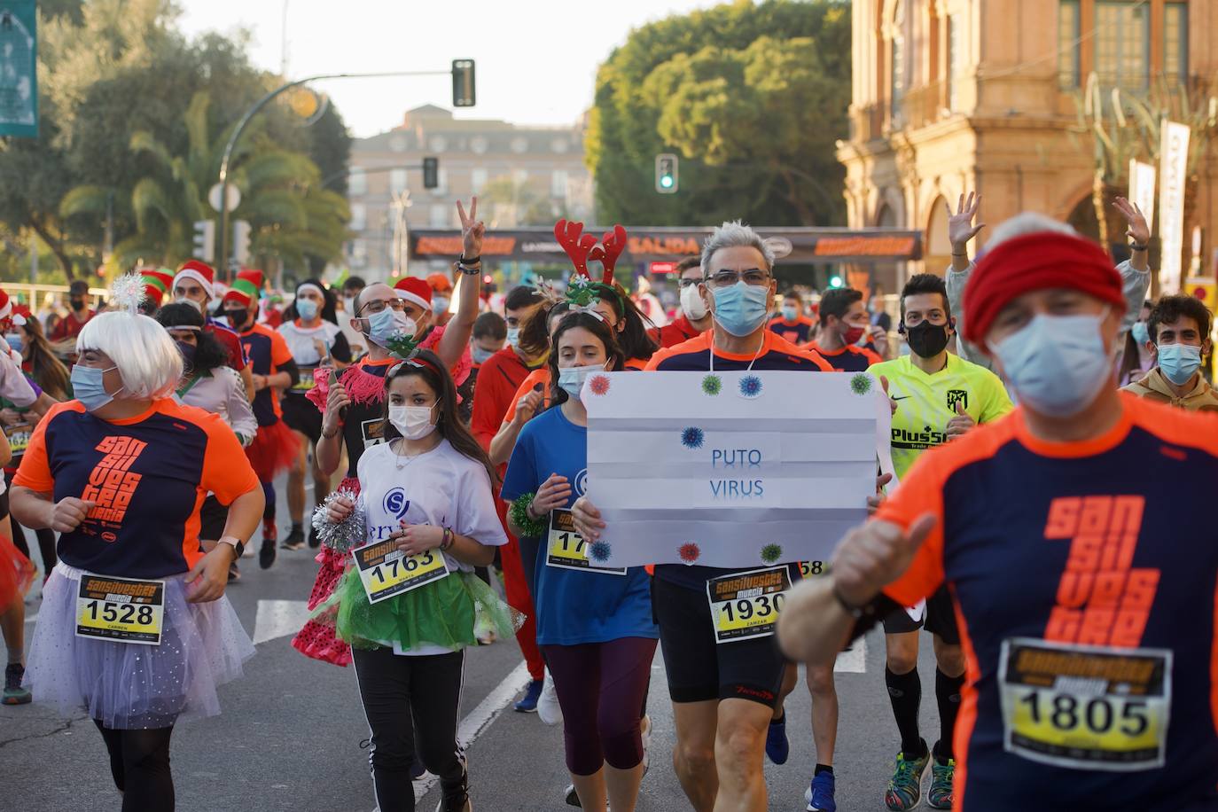 Fotos: Salida de la San Silvestre de Murcia 2021