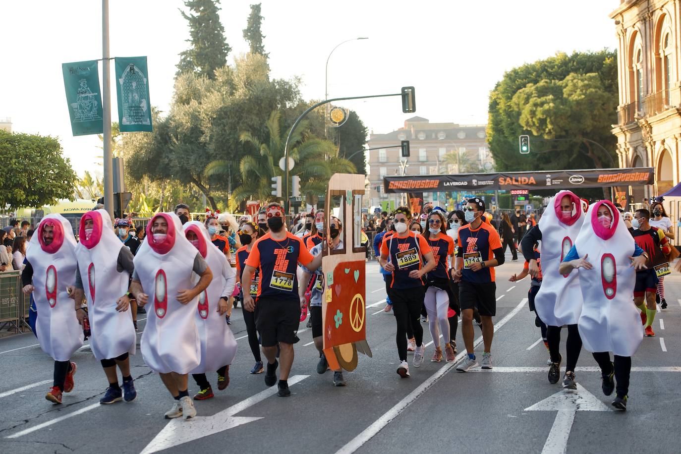 Fotos: Salida de la San Silvestre de Murcia 2021