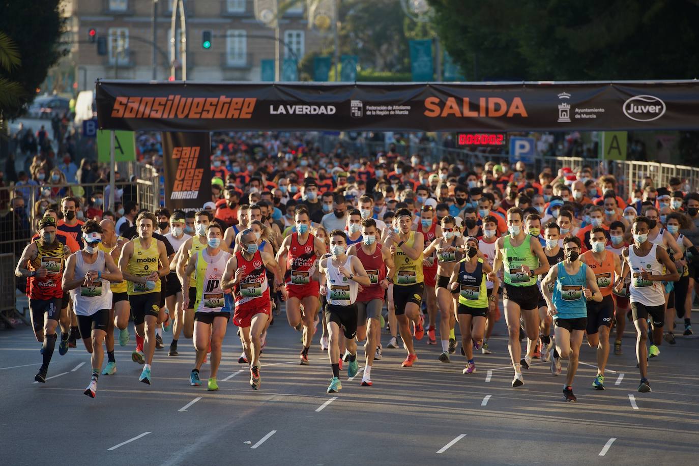 Fotos: Salida de la San Silvestre de Murcia 2021