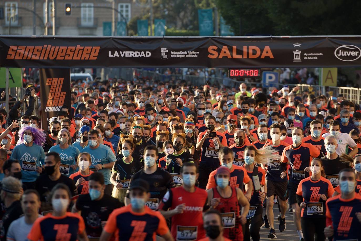 Fotos: Salida de la San Silvestre de Murcia 2021