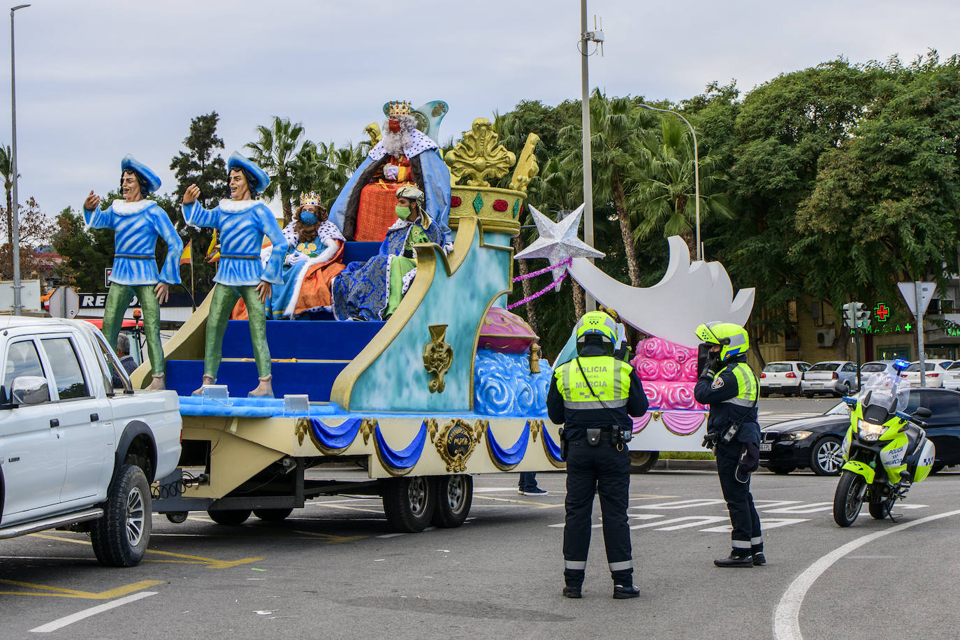 Fotos: Los Reyes Magos en carroza por las pedanías de Murcia, en imágenes