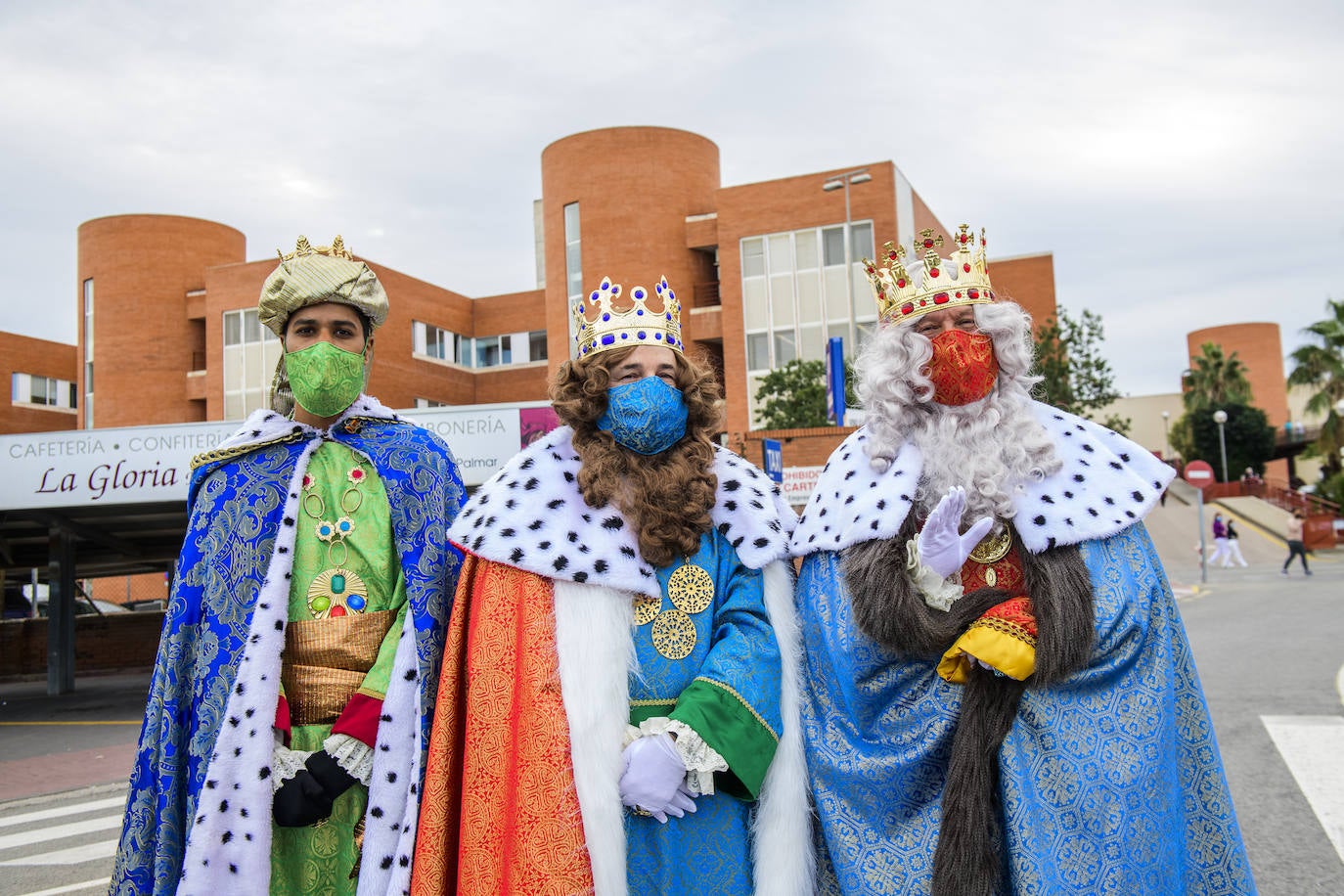 Fotos: Los Reyes Magos en carroza por las pedanías de Murcia, en imágenes