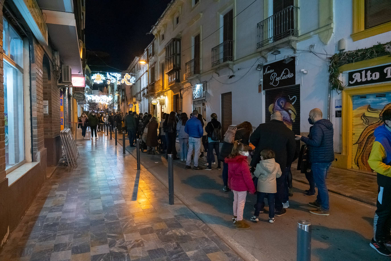 Fotos: Cabalgata de los Reyes Magos estática en la plaza de España de Lorca