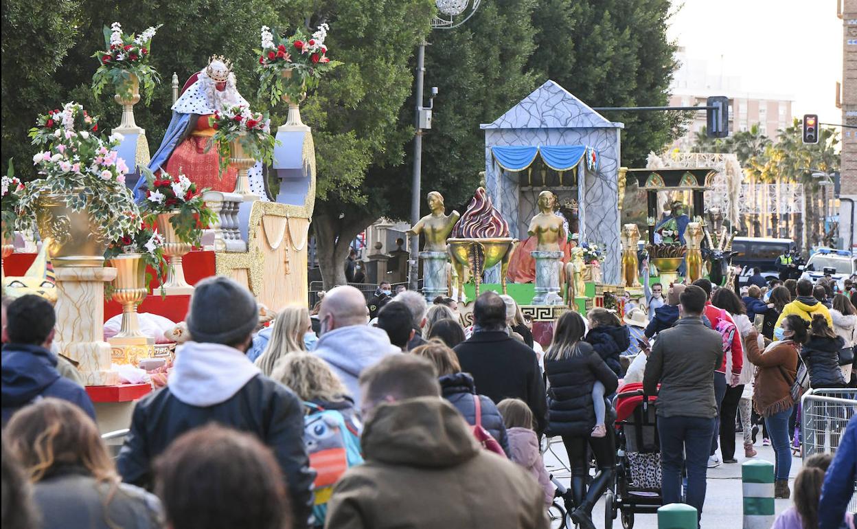 La cabalgata estática de los Reyes Magos oganizada este miércoles en Murcia.