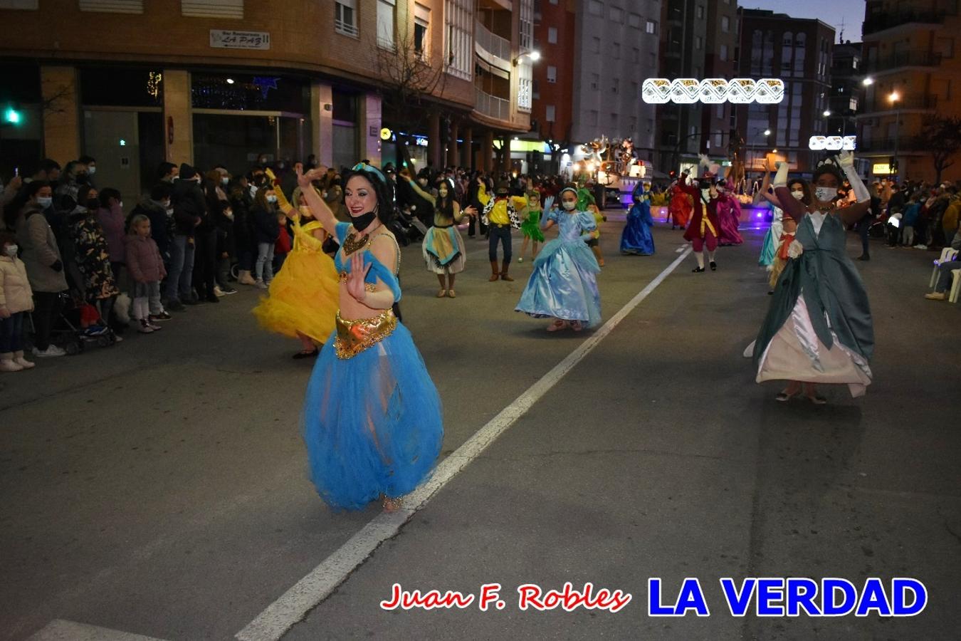 El Cortejo Real que precedía a las carrozas del Melchor, Gaspar y Baltasar, estaba compuesto por distintas carrozas, espectáculos musicales y personajes de fantasía. La Policía Local y el Cuerpo de Bomberos abrieron el recorrido, seguidos de Dafne Dance Academy, Goofy & Donald, Club Gymca VeraCruz, La Sirenita, Academia de Baile EDIG, Pinocho, Escuela de Baile de la Concejalía de Deportes, Las Mariposas, Escuela de Baile Ana, La Bella y la Bestia, la Guardia de Darth Vader y la Banda de Música La Compañía.