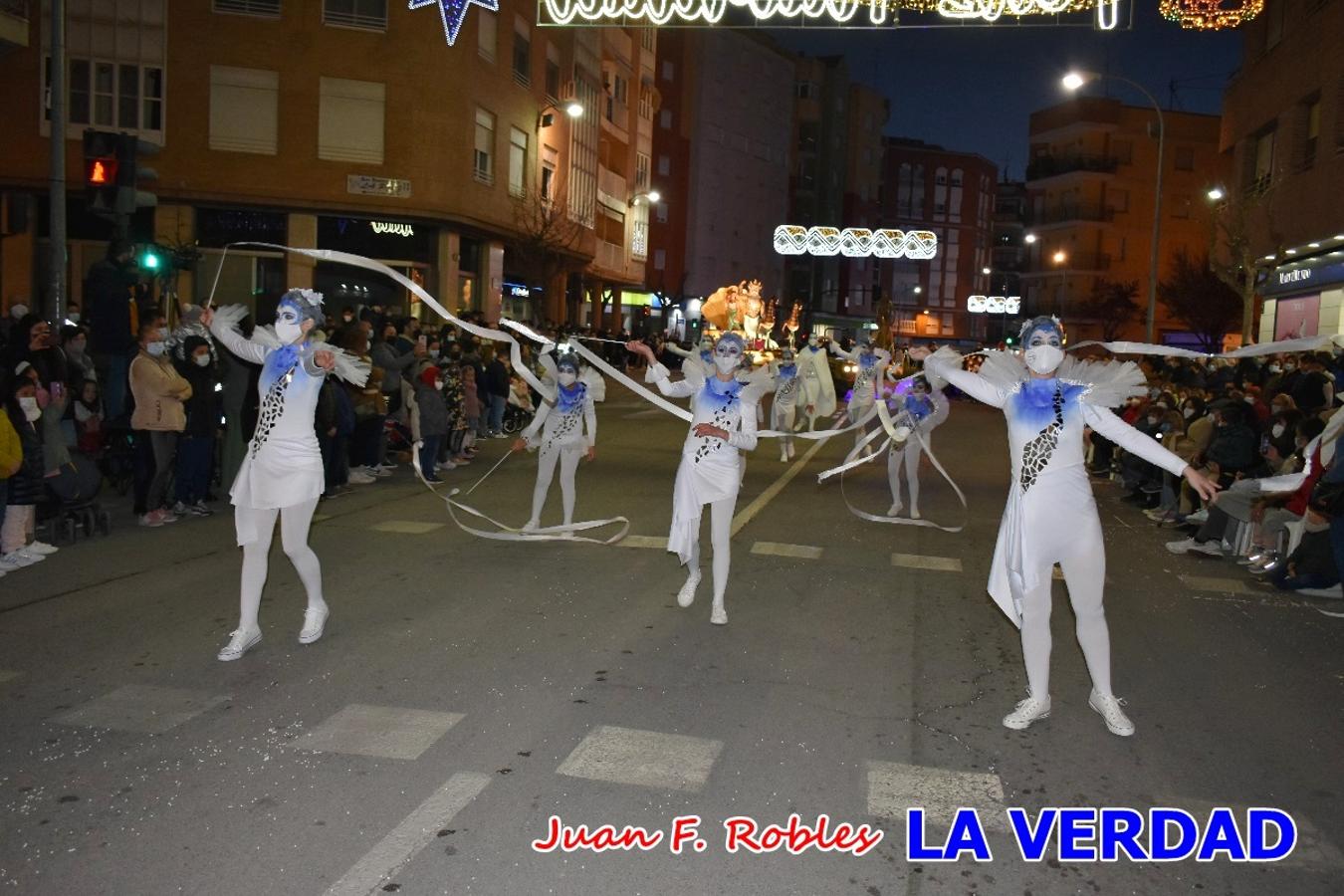 El Cortejo Real que precedía a las carrozas del Melchor, Gaspar y Baltasar, estaba compuesto por distintas carrozas, espectáculos musicales y personajes de fantasía. La Policía Local y el Cuerpo de Bomberos abrieron el recorrido, seguidos de Dafne Dance Academy, Goofy & Donald, Club Gymca VeraCruz, La Sirenita, Academia de Baile EDIG, Pinocho, Escuela de Baile de la Concejalía de Deportes, Las Mariposas, Escuela de Baile Ana, La Bella y la Bestia, la Guardia de Darth Vader y la Banda de Música La Compañía.