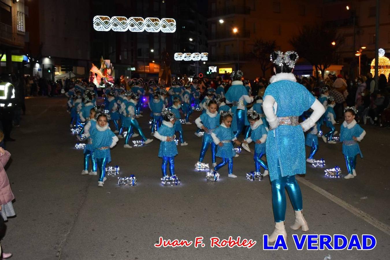 El Cortejo Real que precedía a las carrozas del Melchor, Gaspar y Baltasar, estaba compuesto por distintas carrozas, espectáculos musicales y personajes de fantasía. La Policía Local y el Cuerpo de Bomberos abrieron el recorrido, seguidos de Dafne Dance Academy, Goofy & Donald, Club Gymca VeraCruz, La Sirenita, Academia de Baile EDIG, Pinocho, Escuela de Baile de la Concejalía de Deportes, Las Mariposas, Escuela de Baile Ana, La Bella y la Bestia, la Guardia de Darth Vader y la Banda de Música La Compañía.