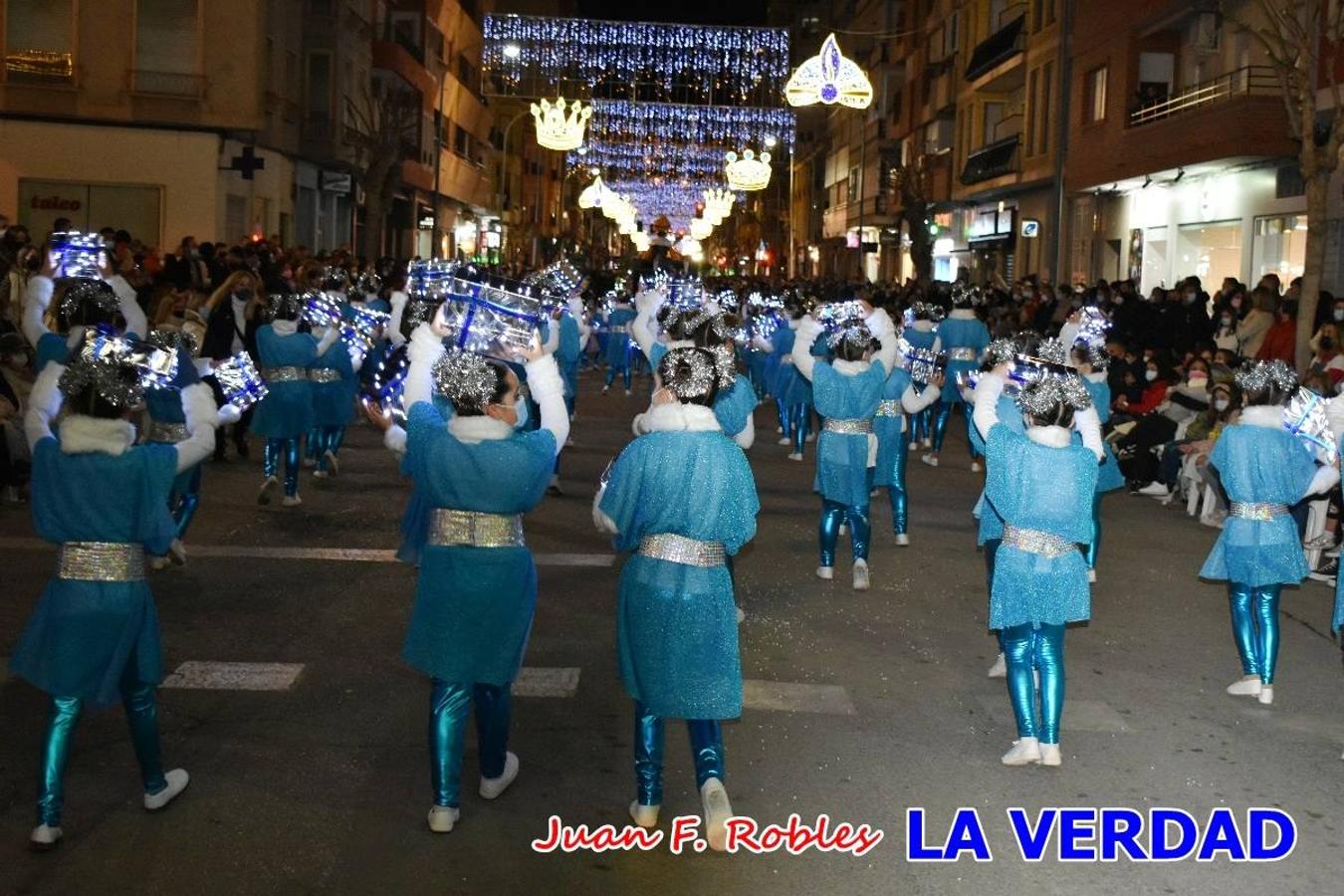 El Cortejo Real que precedía a las carrozas del Melchor, Gaspar y Baltasar, estaba compuesto por distintas carrozas, espectáculos musicales y personajes de fantasía. La Policía Local y el Cuerpo de Bomberos abrieron el recorrido, seguidos de Dafne Dance Academy, Goofy & Donald, Club Gymca VeraCruz, La Sirenita, Academia de Baile EDIG, Pinocho, Escuela de Baile de la Concejalía de Deportes, Las Mariposas, Escuela de Baile Ana, La Bella y la Bestia, la Guardia de Darth Vader y la Banda de Música La Compañía.