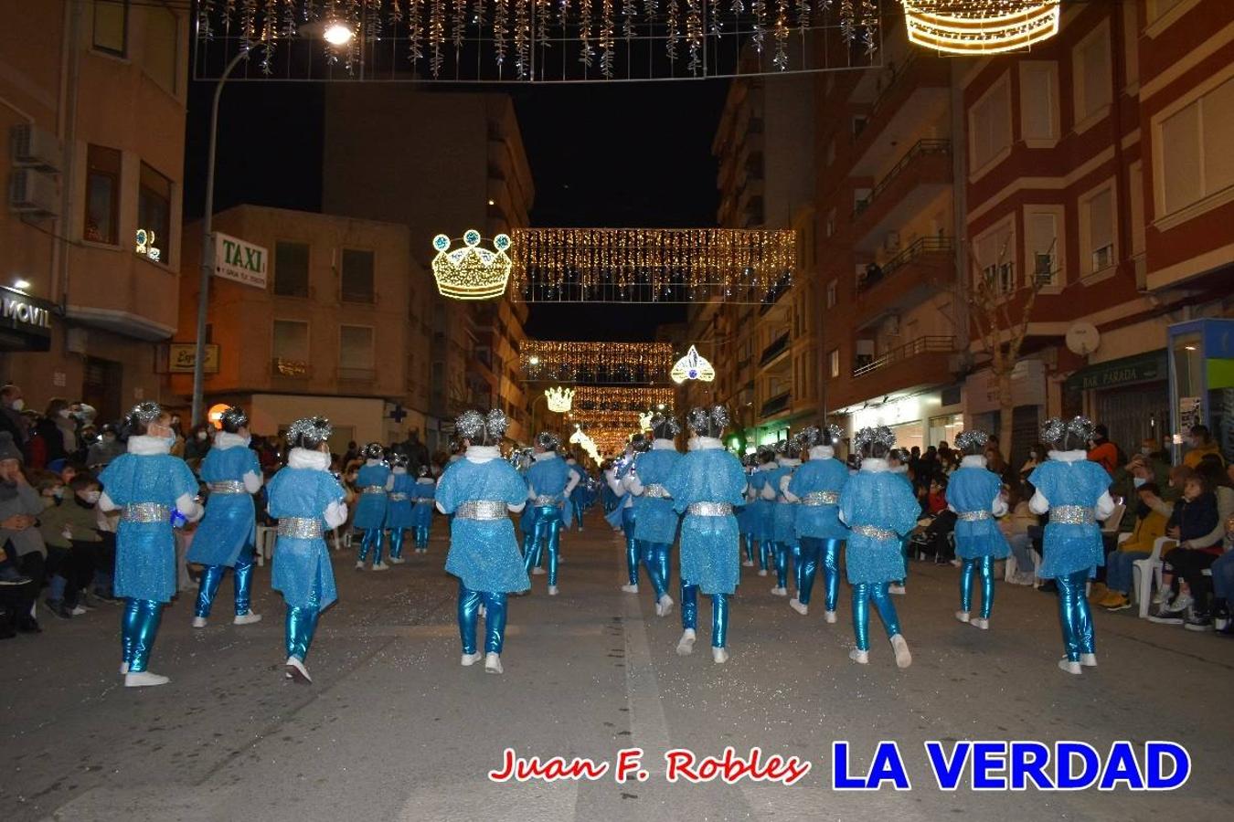 El Cortejo Real que precedía a las carrozas del Melchor, Gaspar y Baltasar, estaba compuesto por distintas carrozas, espectáculos musicales y personajes de fantasía. La Policía Local y el Cuerpo de Bomberos abrieron el recorrido, seguidos de Dafne Dance Academy, Goofy & Donald, Club Gymca VeraCruz, La Sirenita, Academia de Baile EDIG, Pinocho, Escuela de Baile de la Concejalía de Deportes, Las Mariposas, Escuela de Baile Ana, La Bella y la Bestia, la Guardia de Darth Vader y la Banda de Música La Compañía.