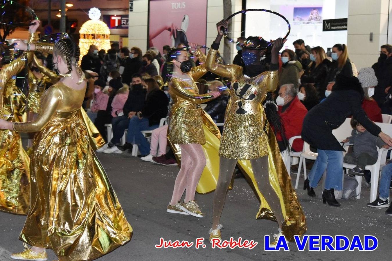 El Cortejo Real que precedía a las carrozas del Melchor, Gaspar y Baltasar, estaba compuesto por distintas carrozas, espectáculos musicales y personajes de fantasía. La Policía Local y el Cuerpo de Bomberos abrieron el recorrido, seguidos de Dafne Dance Academy, Goofy & Donald, Club Gymca VeraCruz, La Sirenita, Academia de Baile EDIG, Pinocho, Escuela de Baile de la Concejalía de Deportes, Las Mariposas, Escuela de Baile Ana, La Bella y la Bestia, la Guardia de Darth Vader y la Banda de Música La Compañía.