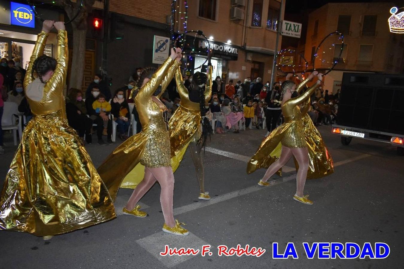 El Cortejo Real que precedía a las carrozas del Melchor, Gaspar y Baltasar, estaba compuesto por distintas carrozas, espectáculos musicales y personajes de fantasía. La Policía Local y el Cuerpo de Bomberos abrieron el recorrido, seguidos de Dafne Dance Academy, Goofy & Donald, Club Gymca VeraCruz, La Sirenita, Academia de Baile EDIG, Pinocho, Escuela de Baile de la Concejalía de Deportes, Las Mariposas, Escuela de Baile Ana, La Bella y la Bestia, la Guardia de Darth Vader y la Banda de Música La Compañía.