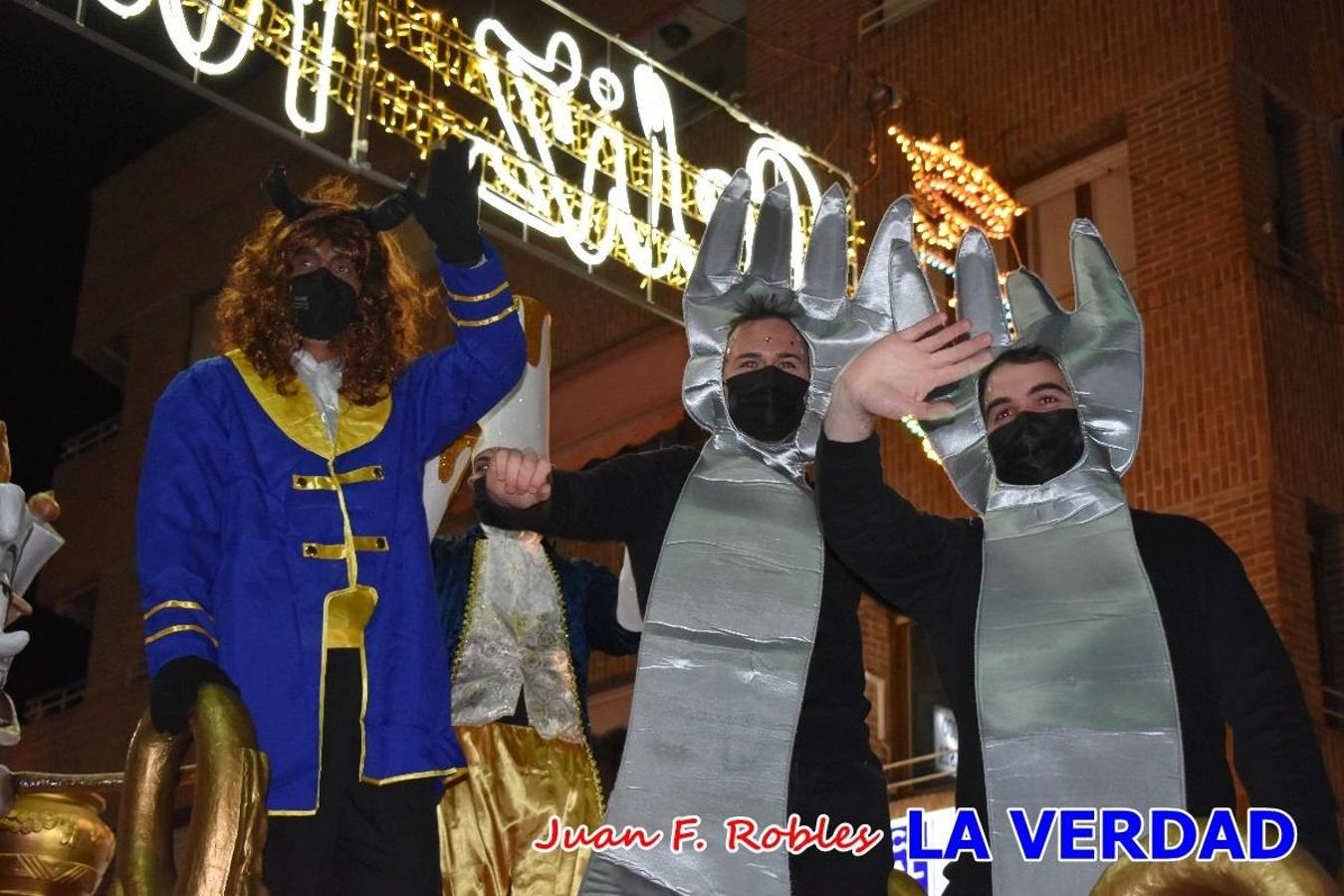 El Cortejo Real que precedía a las carrozas del Melchor, Gaspar y Baltasar, estaba compuesto por distintas carrozas, espectáculos musicales y personajes de fantasía. La Policía Local y el Cuerpo de Bomberos abrieron el recorrido, seguidos de Dafne Dance Academy, Goofy & Donald, Club Gymca VeraCruz, La Sirenita, Academia de Baile EDIG, Pinocho, Escuela de Baile de la Concejalía de Deportes, Las Mariposas, Escuela de Baile Ana, La Bella y la Bestia, la Guardia de Darth Vader y la Banda de Música La Compañía.