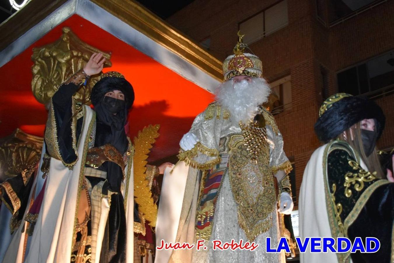 El Cortejo Real que precedía a las carrozas del Melchor, Gaspar y Baltasar, estaba compuesto por distintas carrozas, espectáculos musicales y personajes de fantasía. La Policía Local y el Cuerpo de Bomberos abrieron el recorrido, seguidos de Dafne Dance Academy, Goofy & Donald, Club Gymca VeraCruz, La Sirenita, Academia de Baile EDIG, Pinocho, Escuela de Baile de la Concejalía de Deportes, Las Mariposas, Escuela de Baile Ana, La Bella y la Bestia, la Guardia de Darth Vader y la Banda de Música La Compañía.