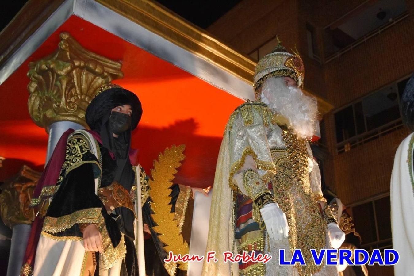 El Cortejo Real que precedía a las carrozas del Melchor, Gaspar y Baltasar, estaba compuesto por distintas carrozas, espectáculos musicales y personajes de fantasía. La Policía Local y el Cuerpo de Bomberos abrieron el recorrido, seguidos de Dafne Dance Academy, Goofy & Donald, Club Gymca VeraCruz, La Sirenita, Academia de Baile EDIG, Pinocho, Escuela de Baile de la Concejalía de Deportes, Las Mariposas, Escuela de Baile Ana, La Bella y la Bestia, la Guardia de Darth Vader y la Banda de Música La Compañía.