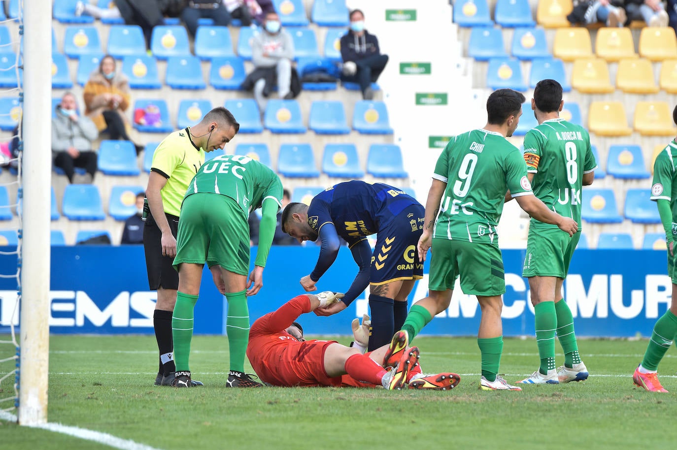 Fotos: La victoria del UCAM ante el Cornellá, en imágenes