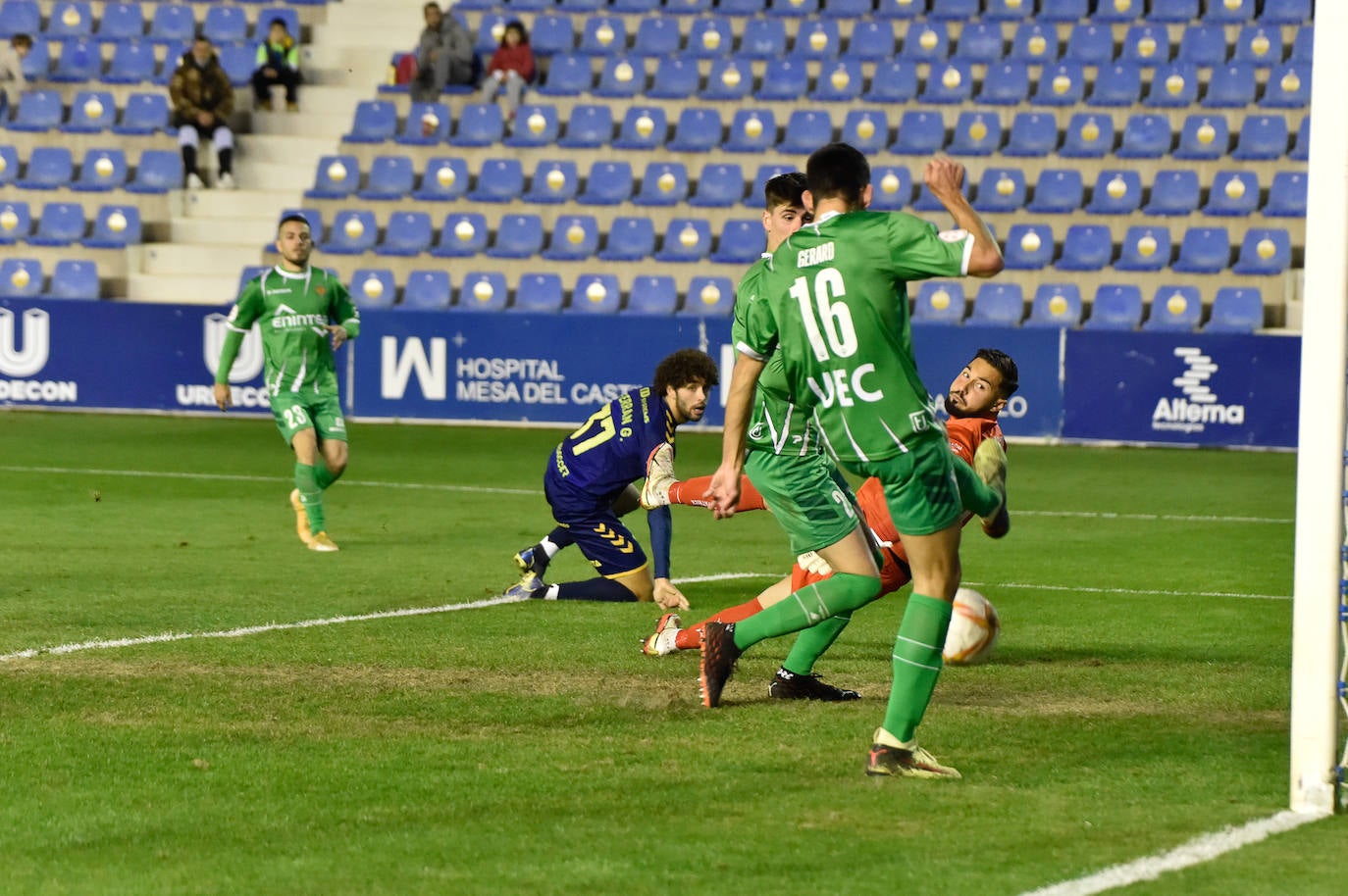 Fotos: La victoria del UCAM ante el Cornellá, en imágenes