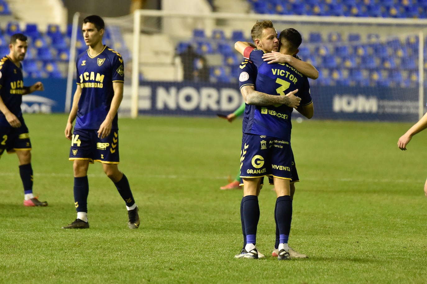 Fotos: La victoria del UCAM ante el Cornellá, en imágenes