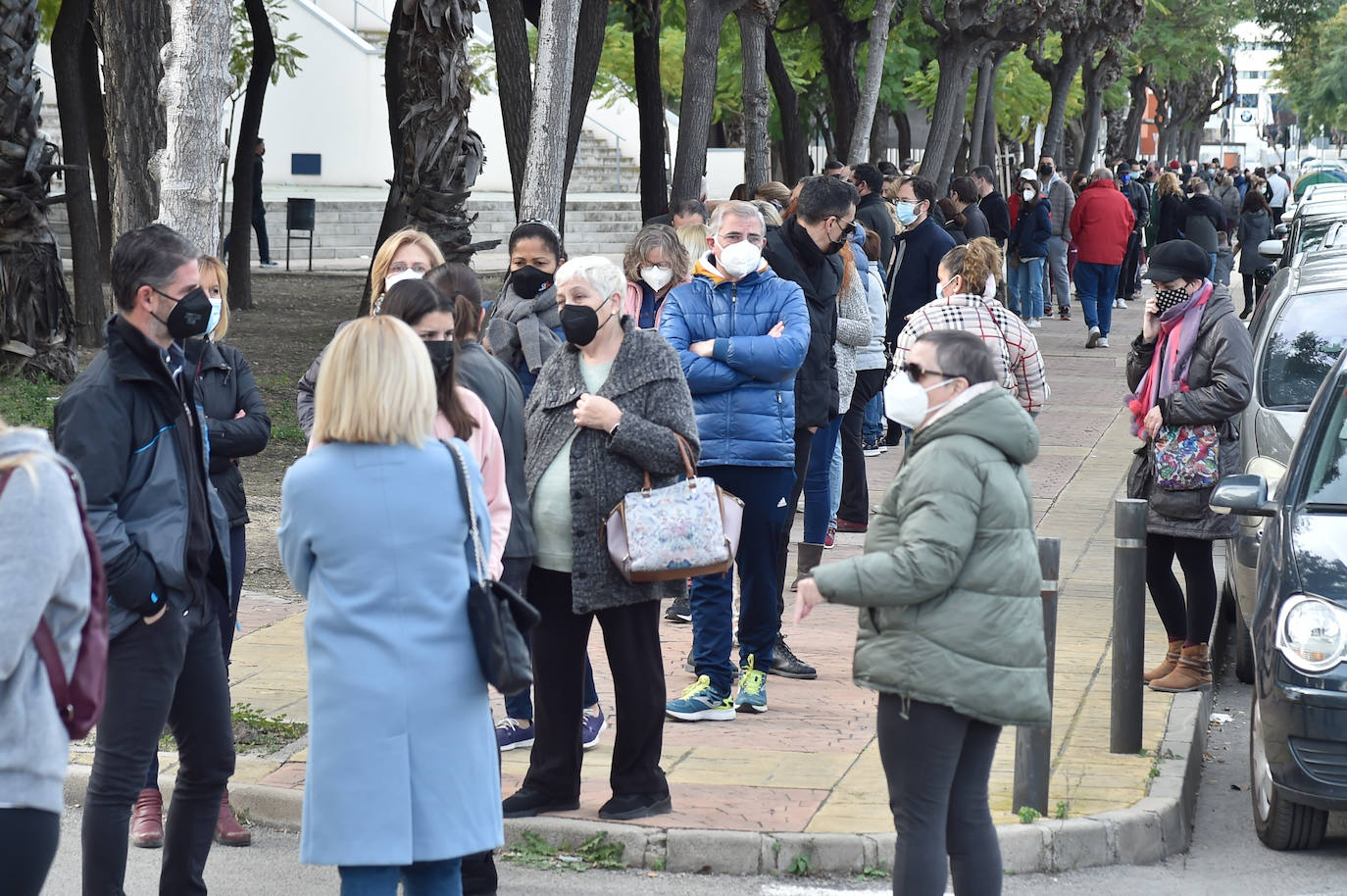 Fotos: Salud vacunó este domingo a más de 1.500 docentes en el Palacio de los Deportes de Murcia