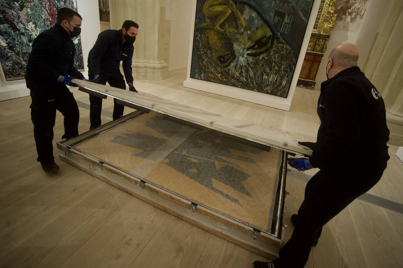 Fotos: Montaje de la exposición &#039;Atlas, coordenadas e identidades en la colección Mariano Yera&#039;