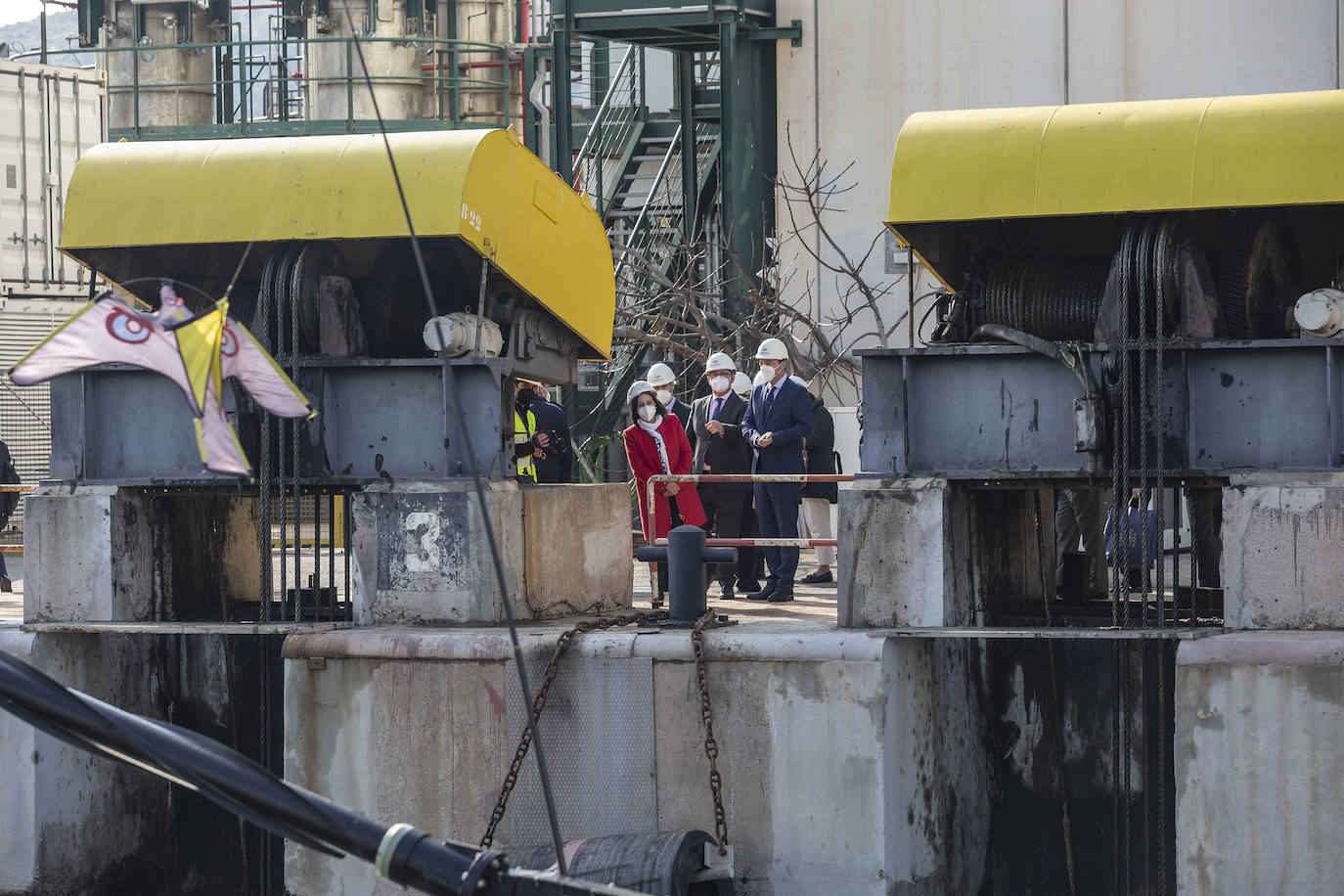 Fotos: Visita de la ministra de Defensa al astillero de Navantia en Cartagena