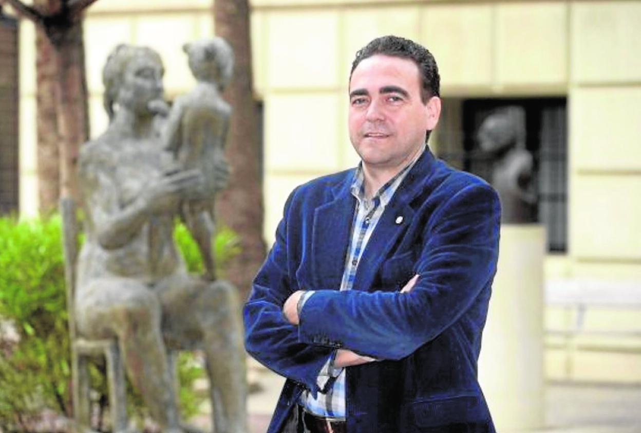 El catedrático Jiménez Alcázar, nuevo presidente de la Sociedad Española de Estudios Medievales. 