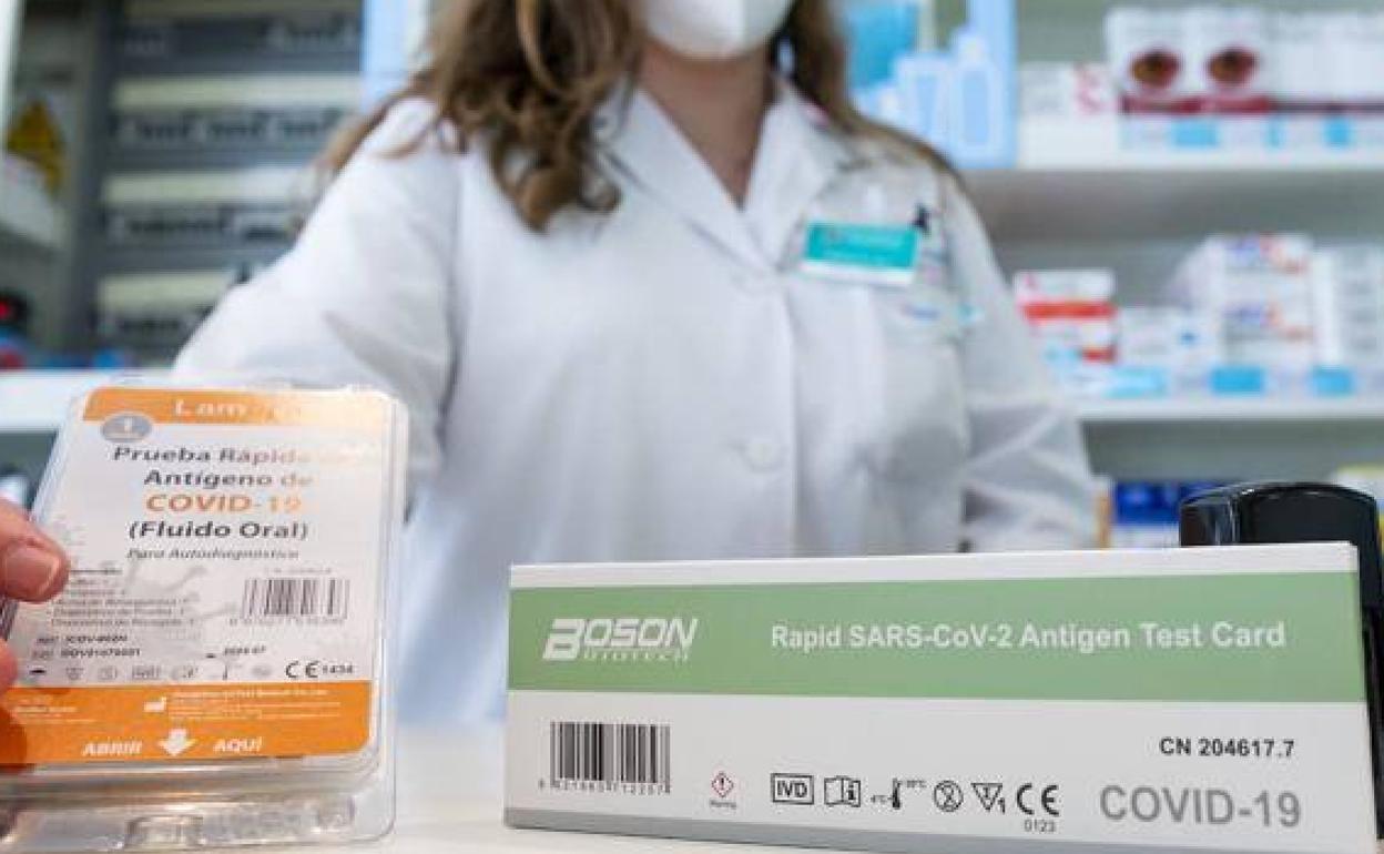 Un test de antígenos de Covid-19 de una farmacia, en una imagen de archivo.