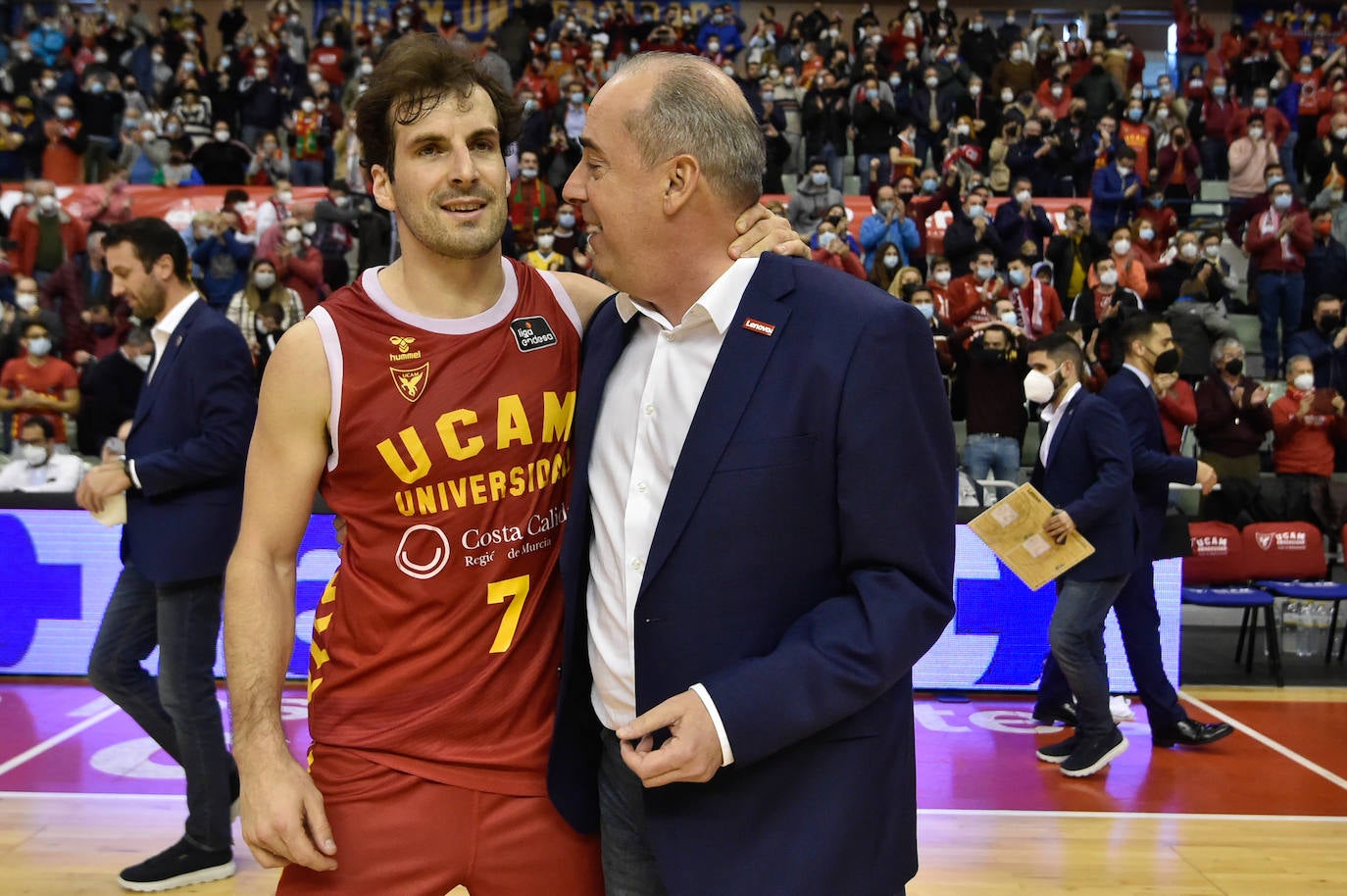 Fotos: El UCAM supera al Tenerife y se clasifica para la Copa del Rey