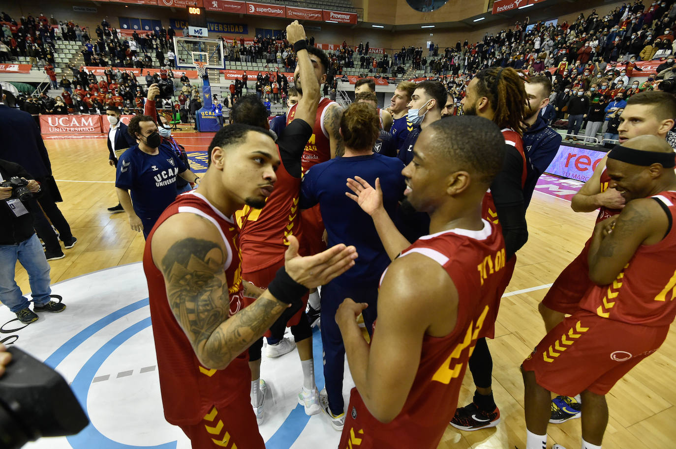 Fotos: El UCAM supera al Tenerife y se clasifica para la Copa del Rey