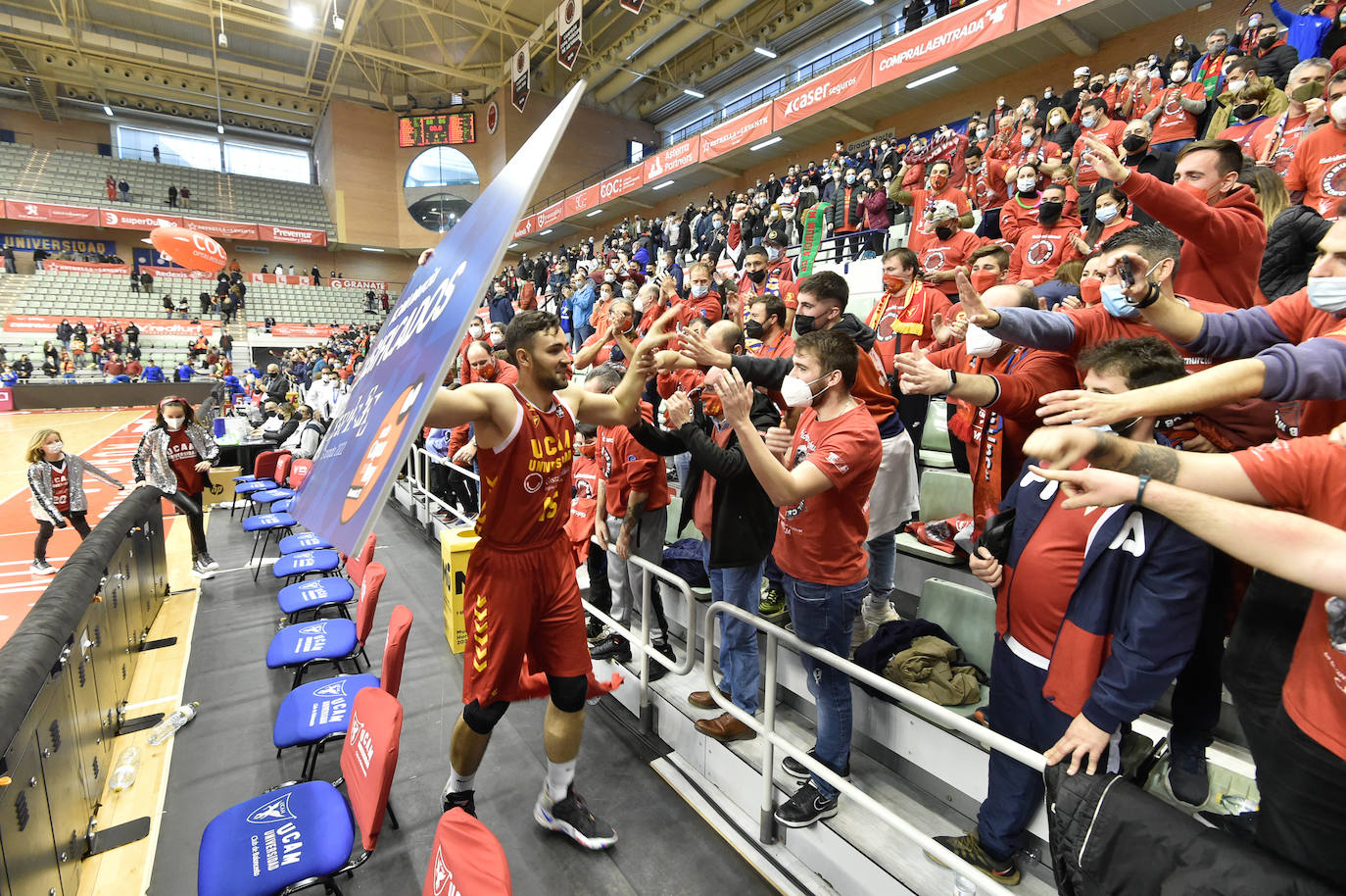 Fotos: El UCAM supera al Tenerife y se clasifica para la Copa del Rey