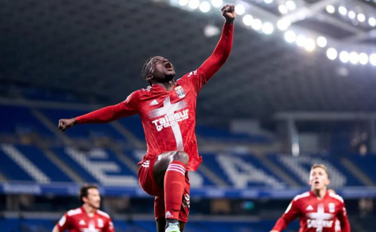 Mo Dauda festeja el gol que dio la victoria al Efesé ante el Sanse. 