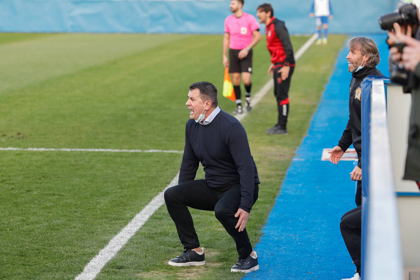 Fotos: El Águilas no detiene su caída