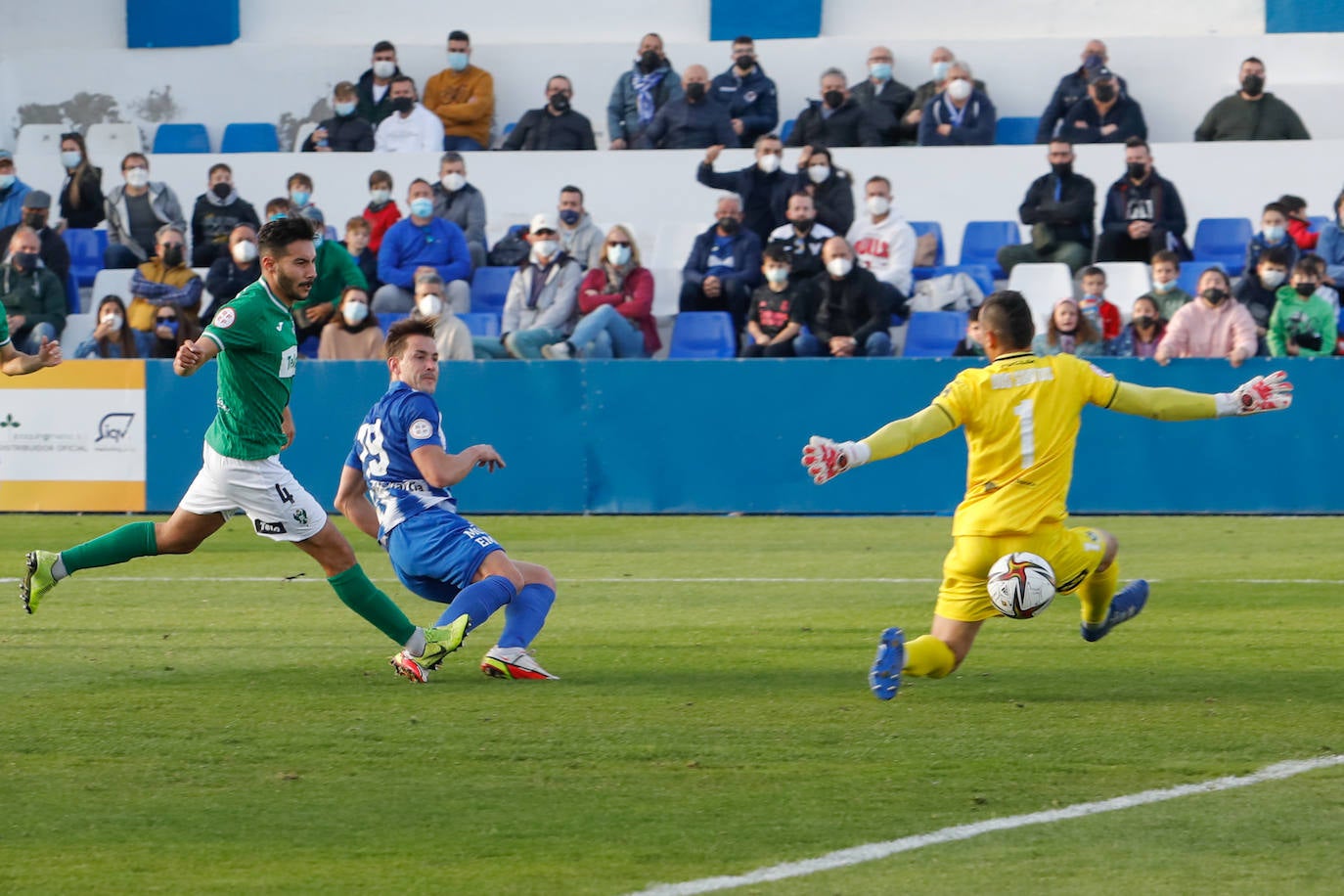Fotos: El Águilas no detiene su caída