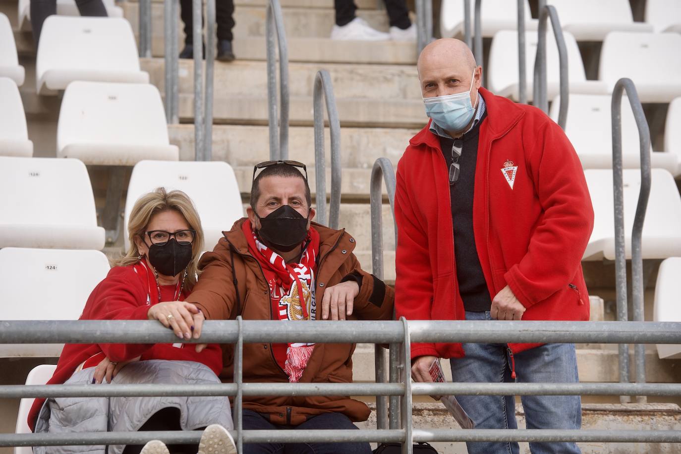 Fotos: El Enrique Roca, en la victoria del Real Murcia