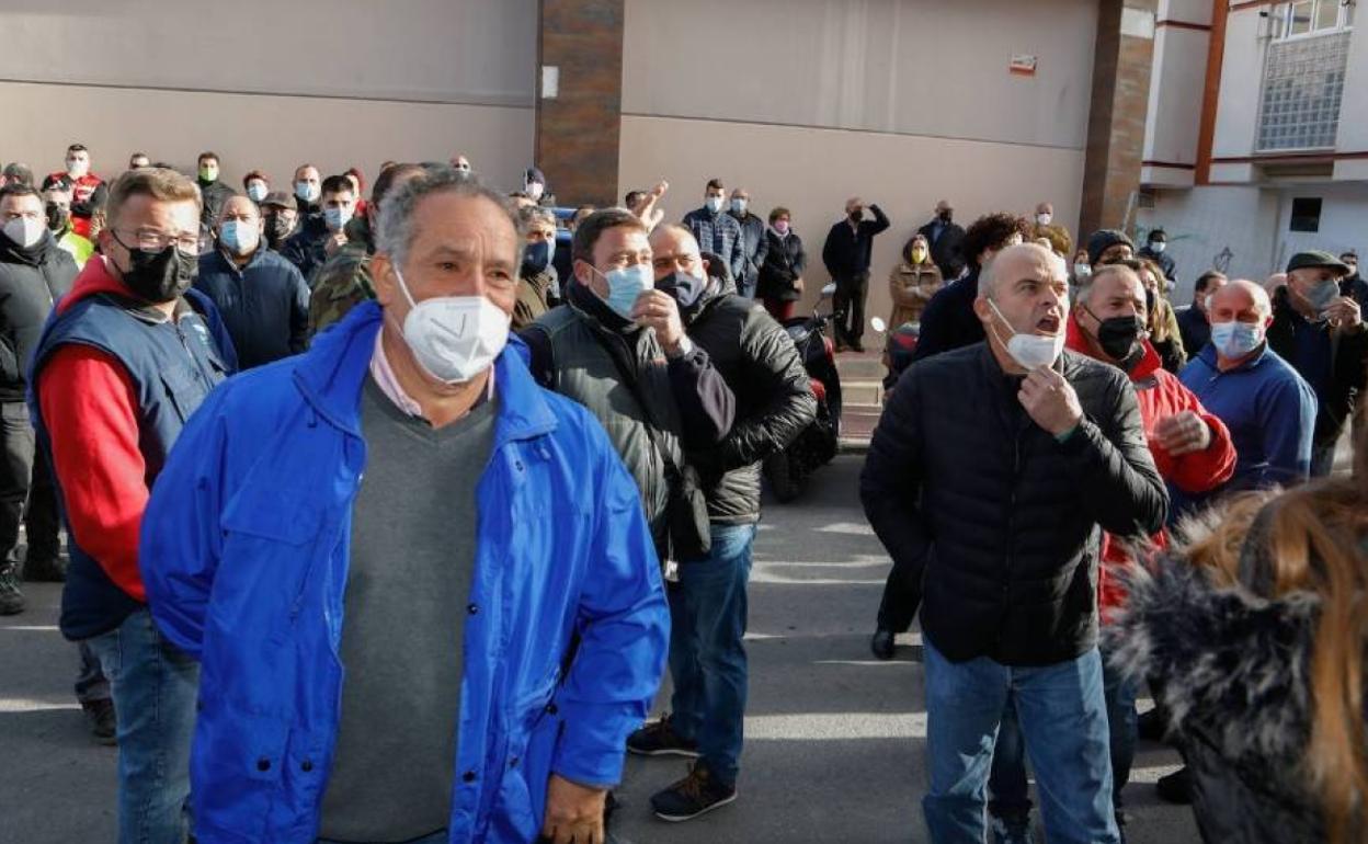 La Mesa de Trabajo Ganadera de Lorca expresa su rechazo al asalto al Pleno  | La Verdad