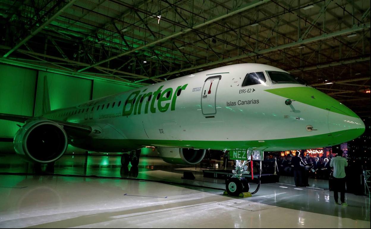 Uno de los aviones de la aerolínea Binter, en una fotografía de archivo.