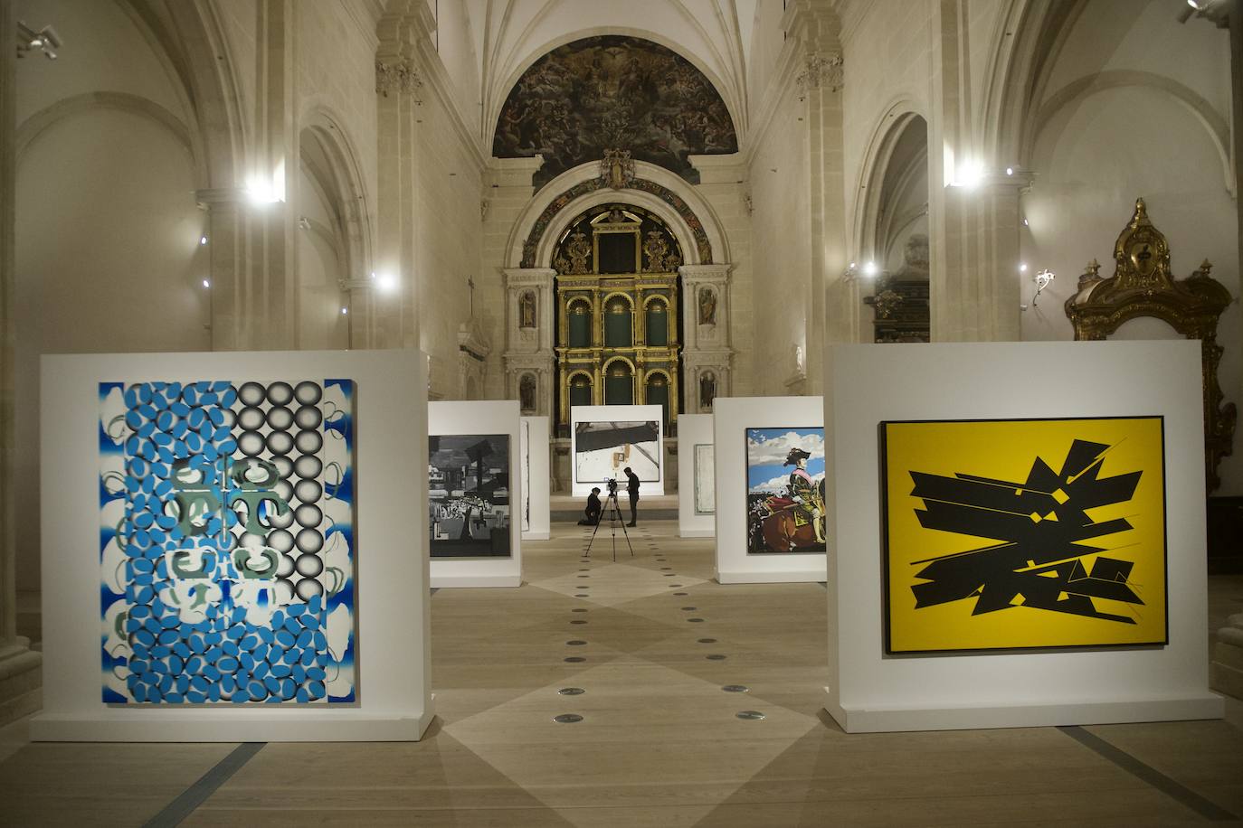 Fotos: La exposición &#039;Atlas, coordenadas e identidades&#039; reúne en San Esteban obras maestras de la pintura del siglo XX