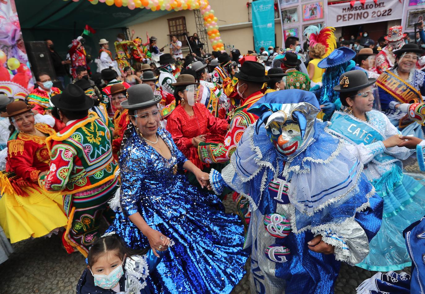 Fotos: Un beso y una vacuna para el Pepino