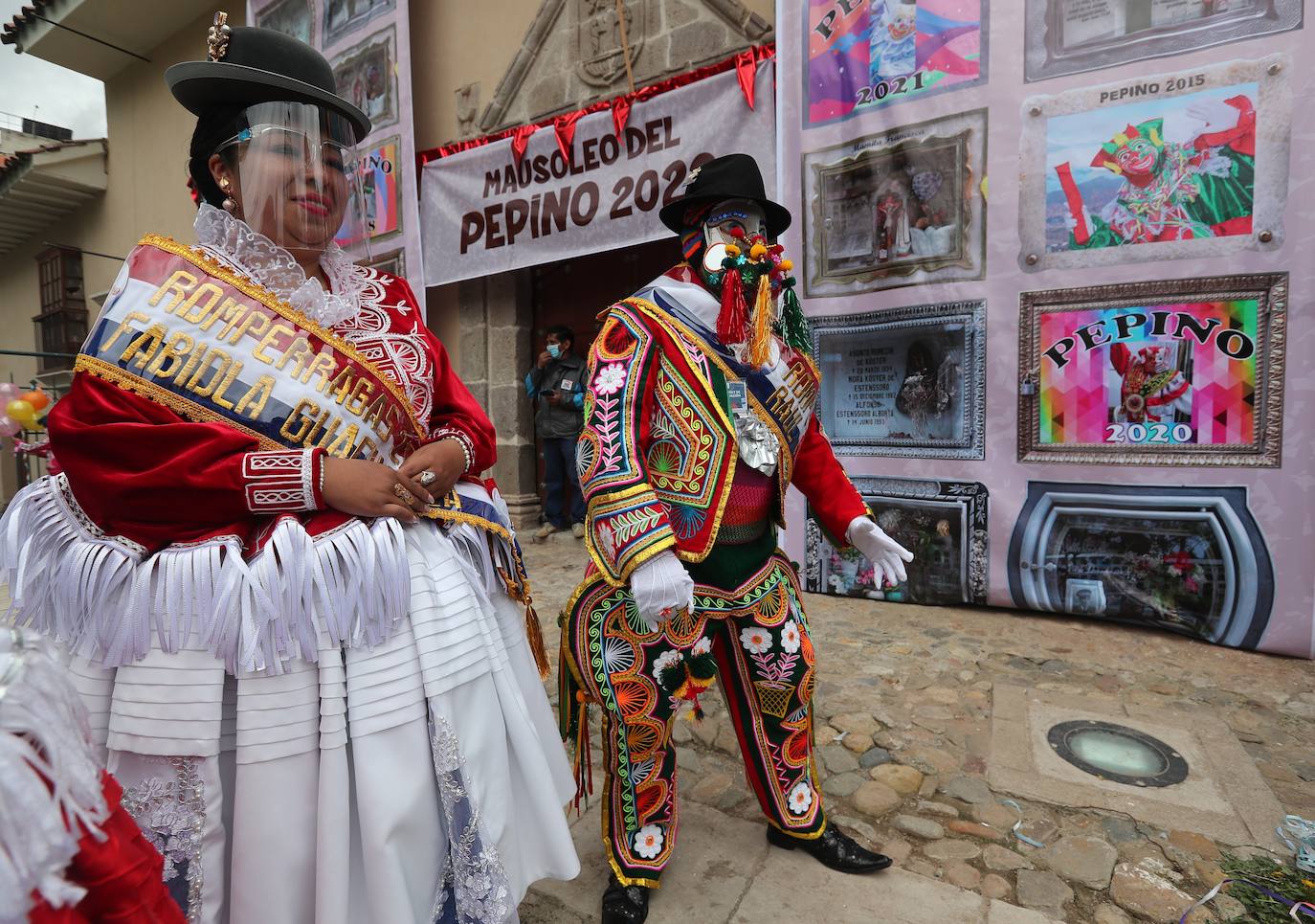 Fotos: Un beso y una vacuna para el Pepino
