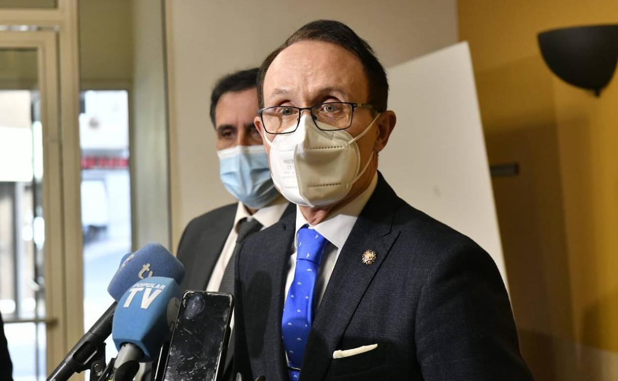 José Luis Díaz Manzanera, este jueves, en el edificio Moneo.