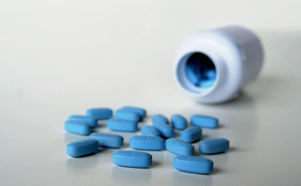 Un bote de viagra en una imagen de archivo.