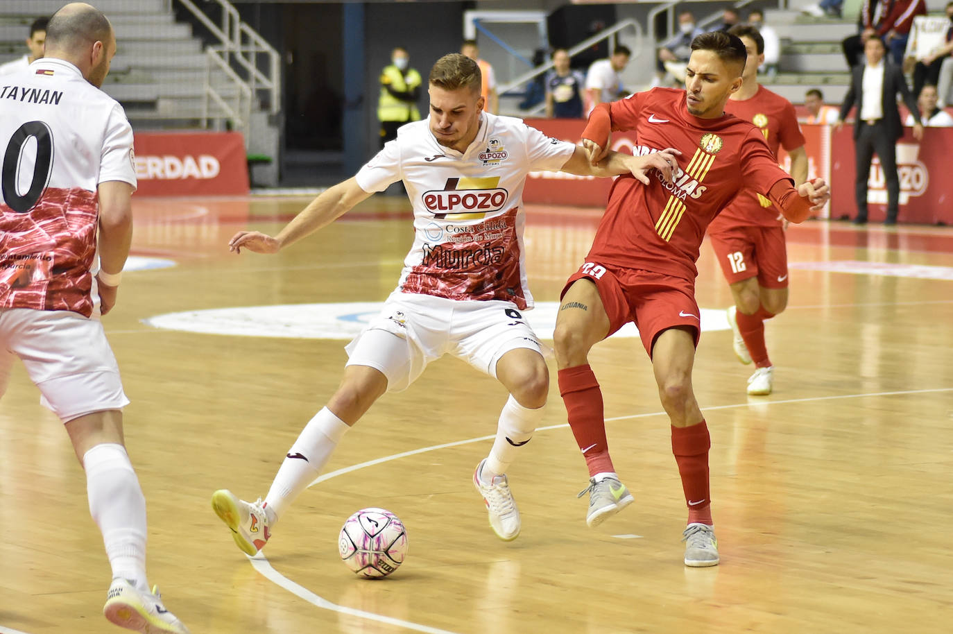 Fotos: La victoria de ElPozo, en imágenes