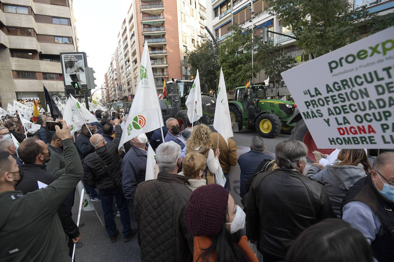 Fotos: Los agricultores salen a la calle en Murcia por la mejora del sector