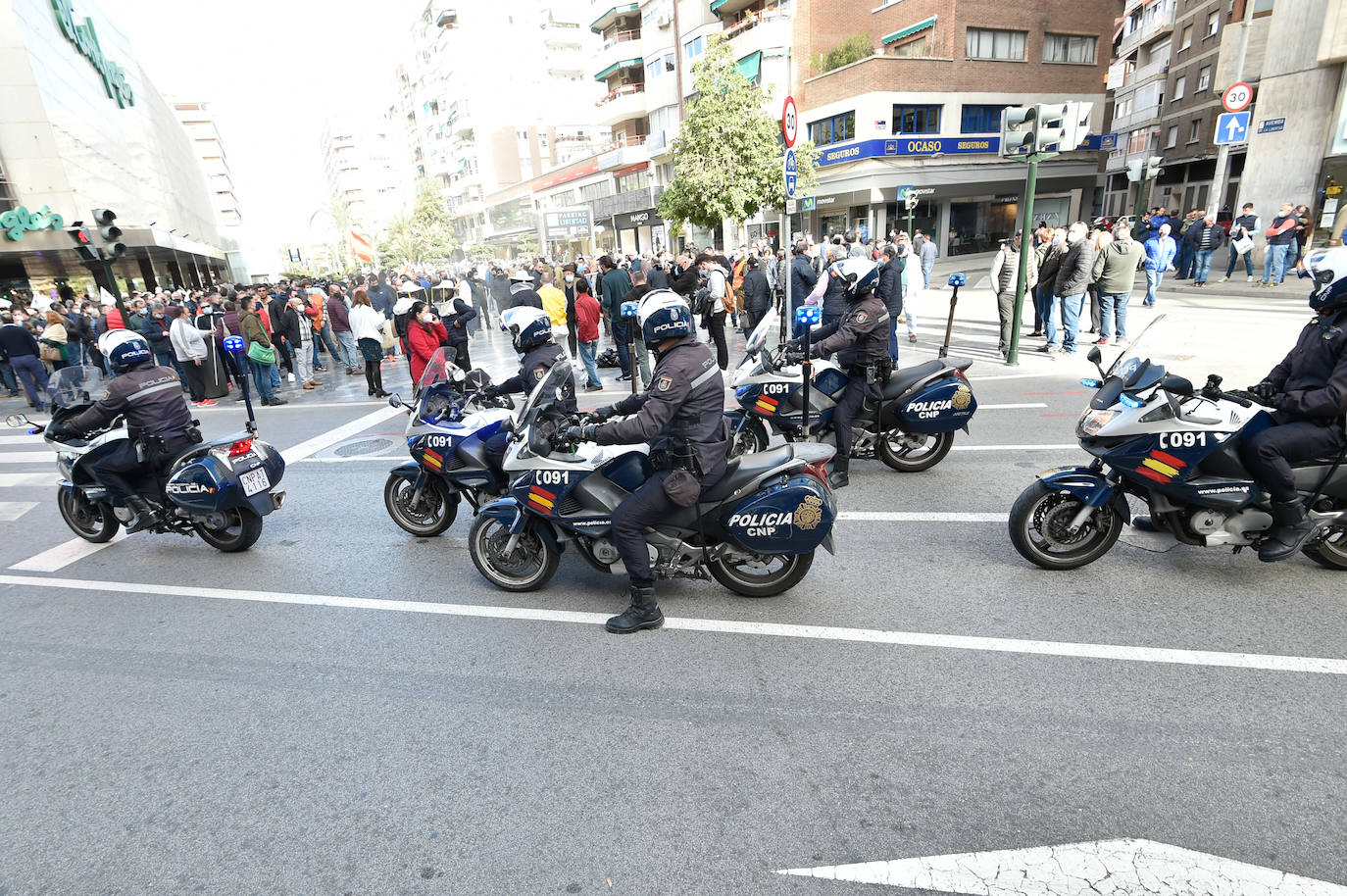 Fotos: Los agricultores salen a la calle en Murcia por la mejora del sector