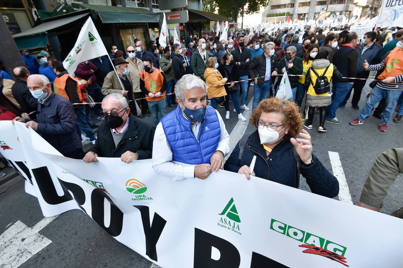 Fotos: Los agricultores salen a la calle en Murcia por la mejora del sector