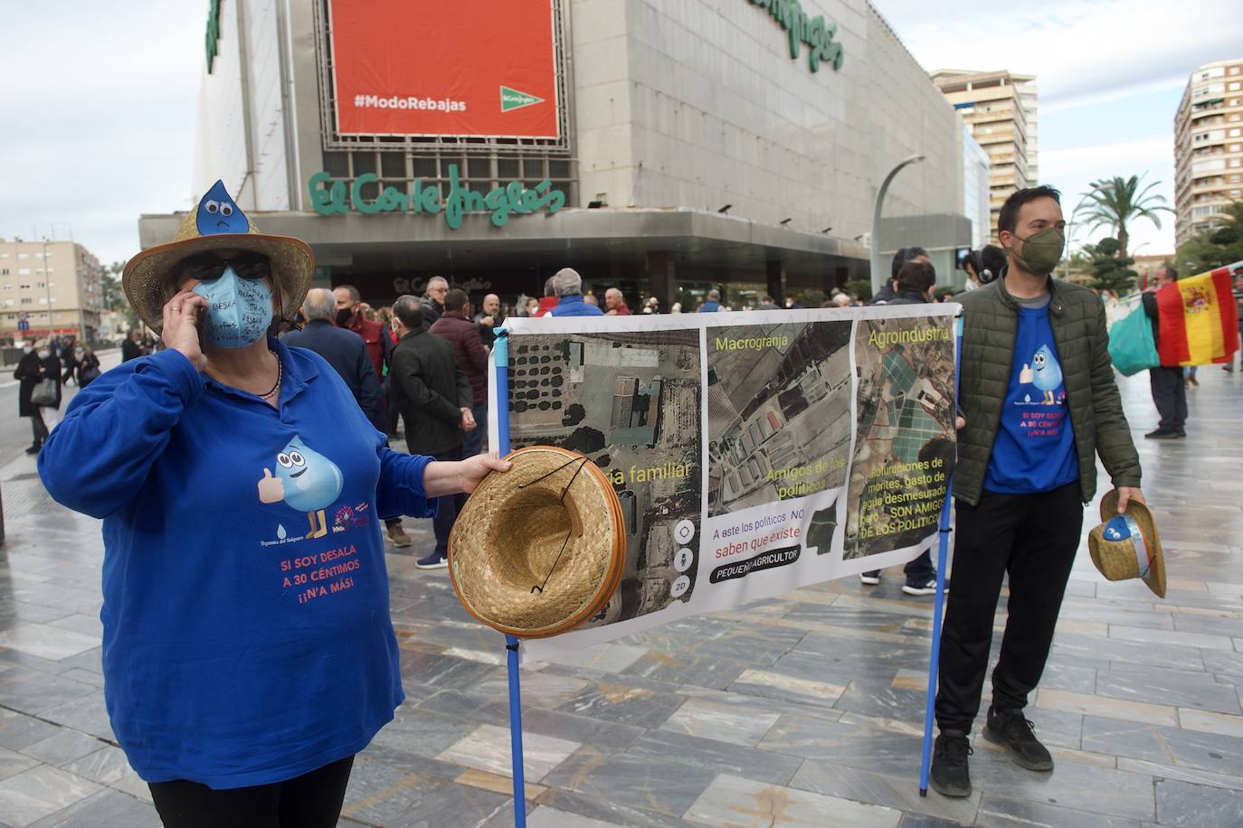 Fotos: Los agricultores salen a la calle en Murcia por la mejora del sector