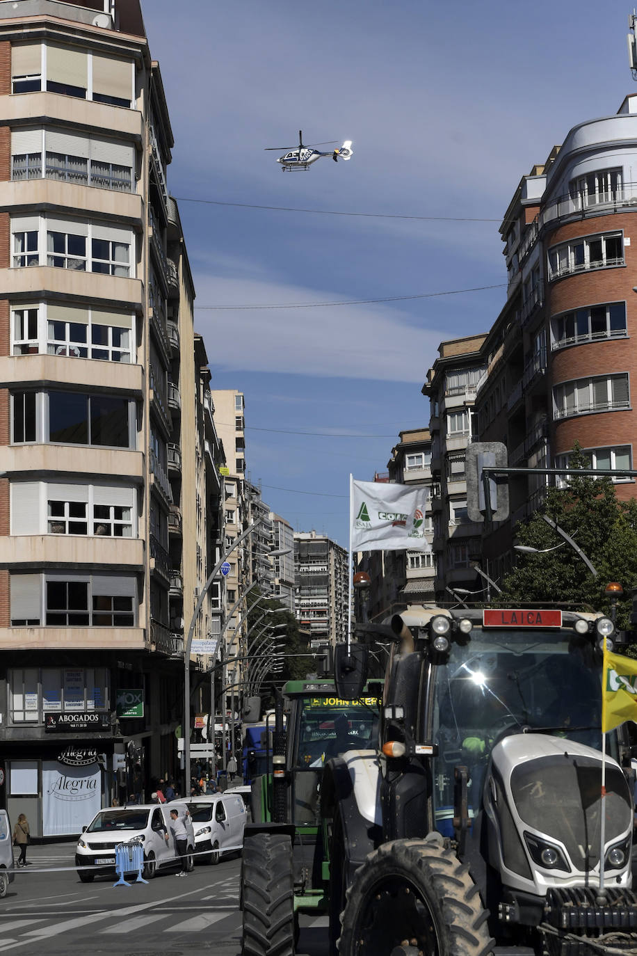 Fotos: Más de 500 tractores y camiones toman este miércoles Murcia en la manifestación del campo