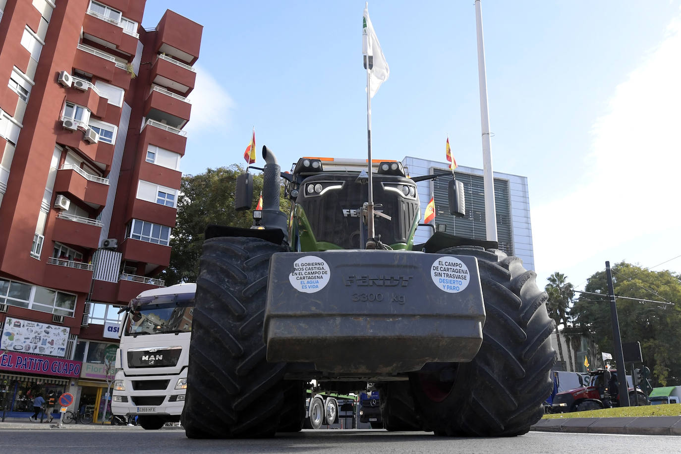 Fotos: Más de 500 tractores y camiones toman este miércoles Murcia en la manifestación del campo