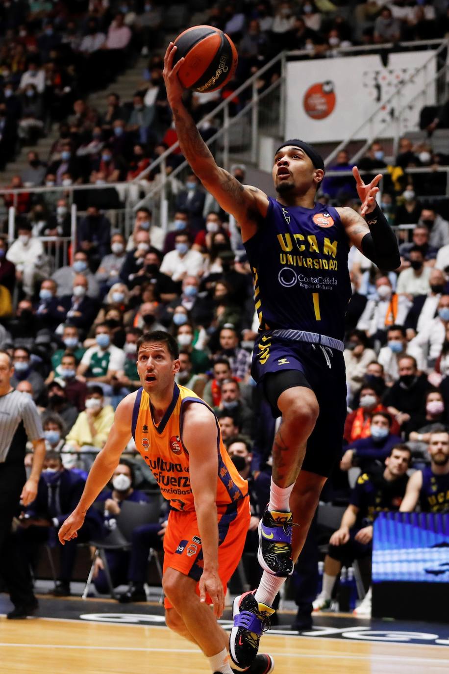 Fotos: La victoria del UCAM Murcia contra el Valencia Basket, en imágenes