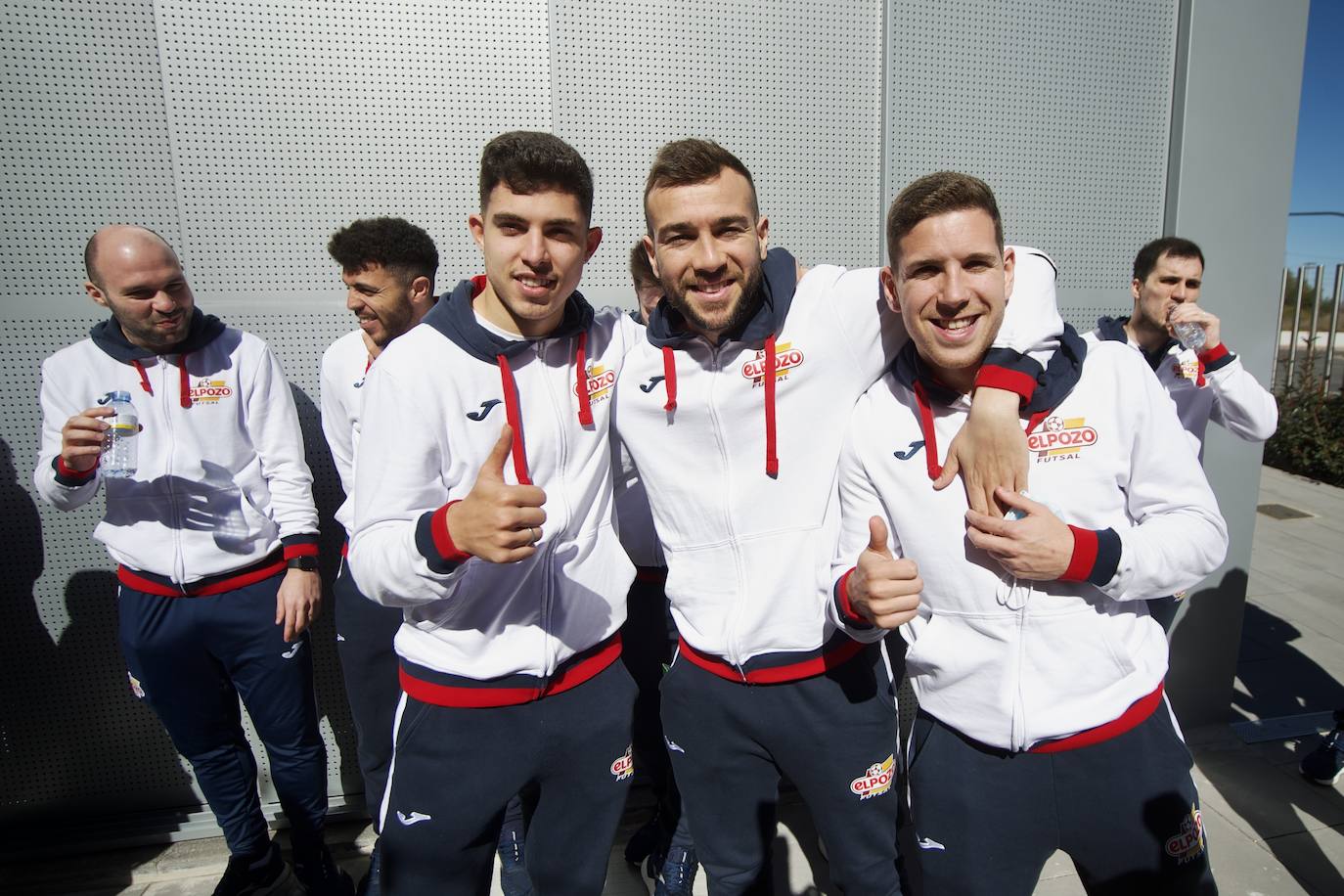 Fotos: ElPozo visita las instalaciones de Estrella de Levante